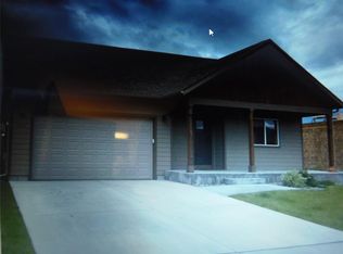 917 New Mexico Dr, Belgrade, MT 59714