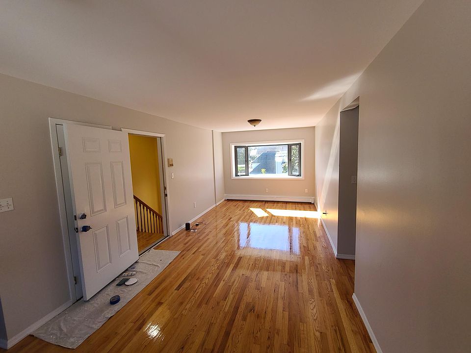 1st image of 12503 11th Ave Floor 3