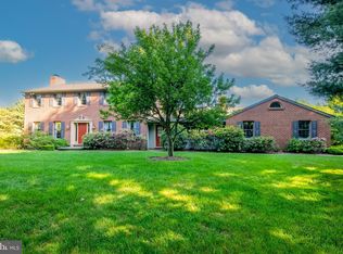 1166 Cedar Top Rd, Reading, PA 19607