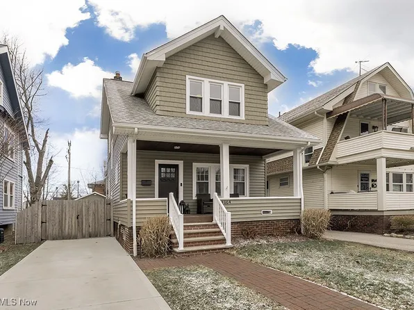 14804 Leonard Ave, Lakewood, OH 44107