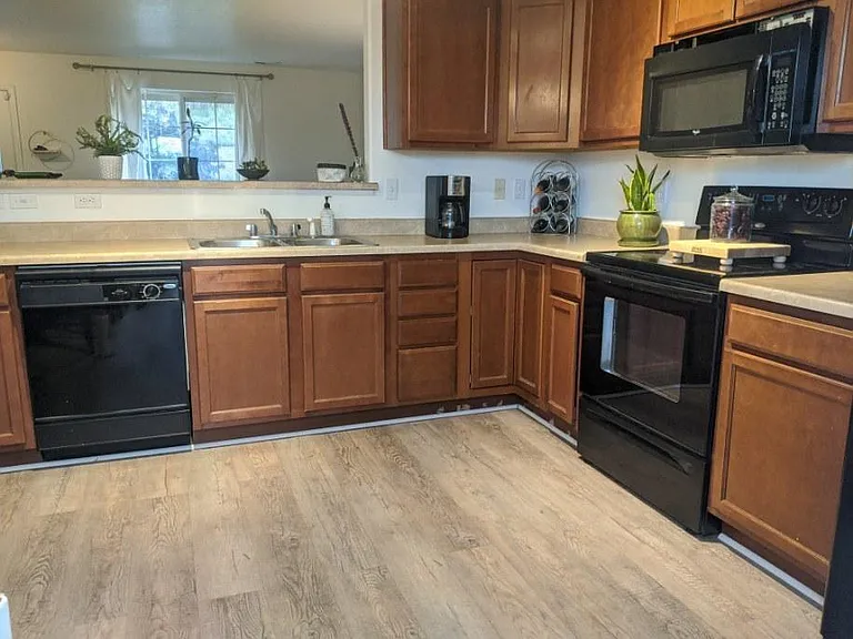 77 Audubon Dr — Photo 5