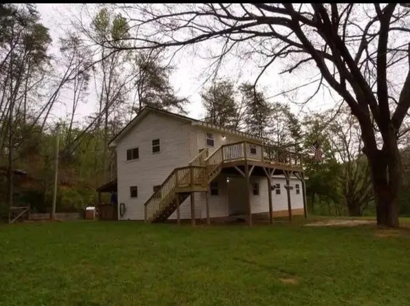 469 E Holland Rd, Pikeville, TN 37367