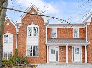 10 Bassett Blvd #39, Whitby, ON L1N9C8