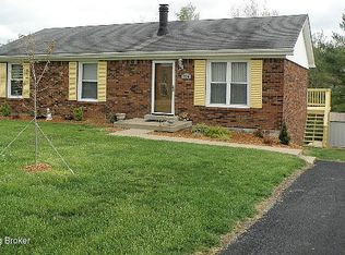 704 Bass Ln, Shelbyville, KY 40065