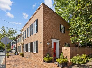 166 Duke Of Gloucester St, Annapolis, MD 21401