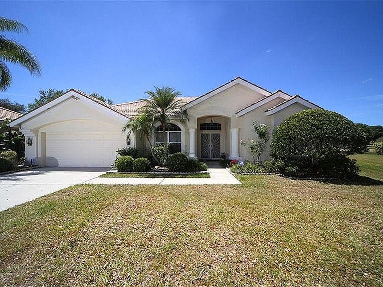 1st image of 730 Hickory Hammock Cir