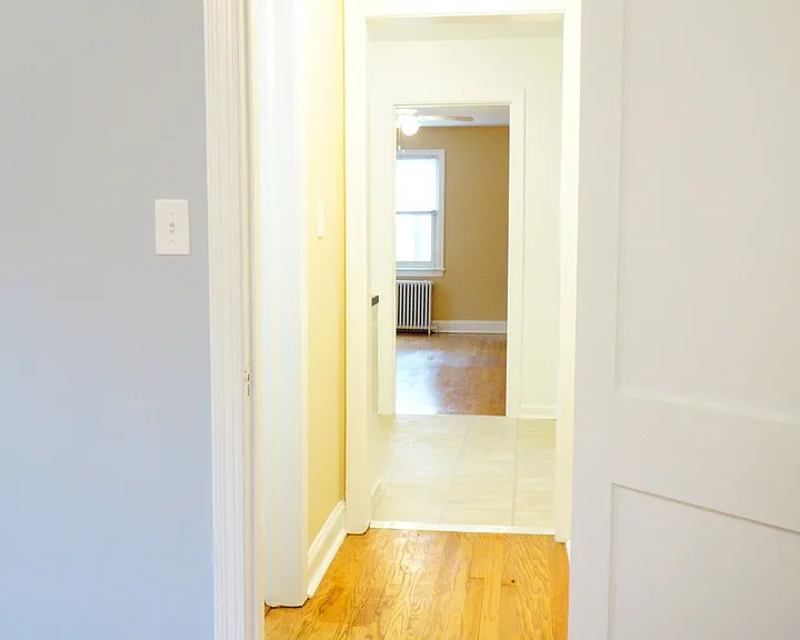 8210 Greenwood Ave — Photo 34