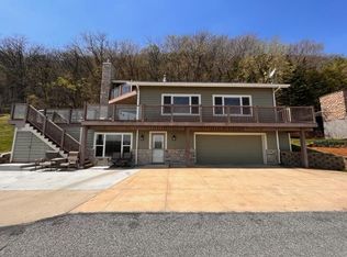 801 N 2nd St, Brownsville, MN 55919
