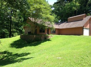 1711 Robin Hood Dr, Yazoo City, MS 39194