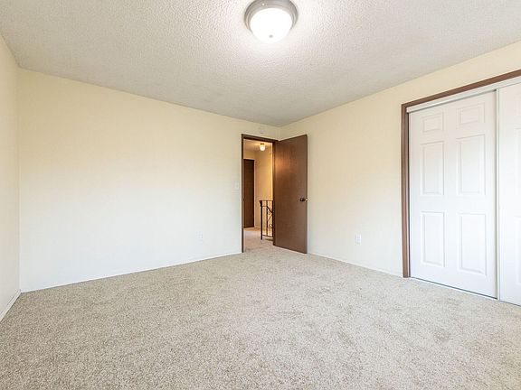 3rd image of 15500 SE East Ave #15534