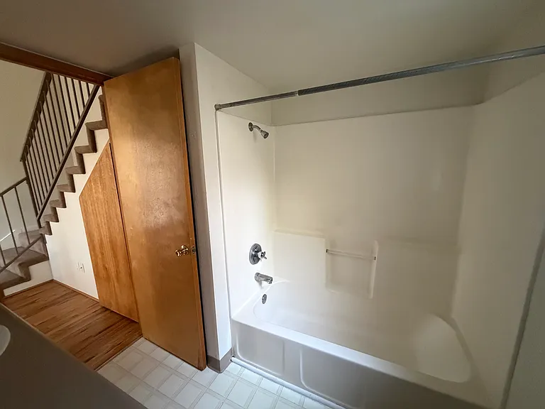 1631 Clark Ave #3 — Photo 7