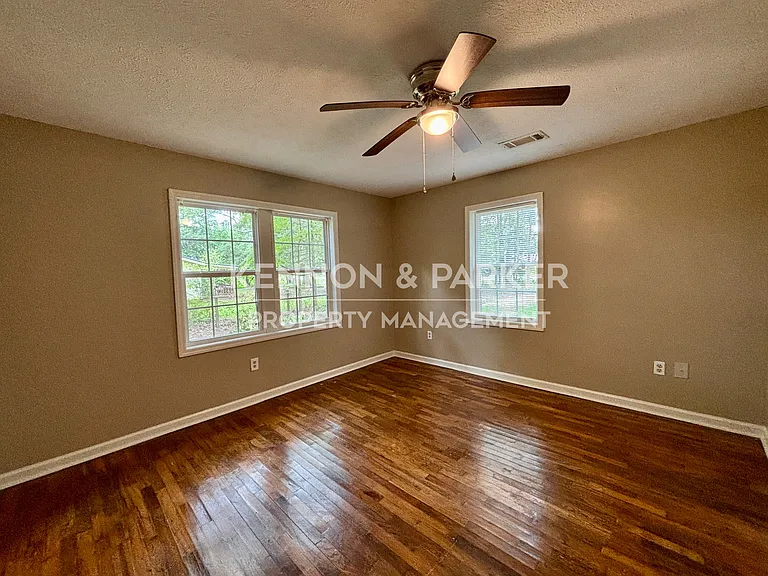 503 Lake Condy Rd — Photo 12
