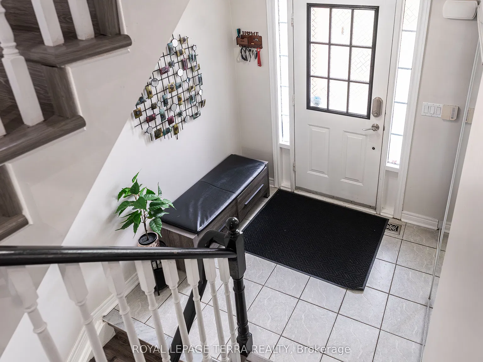 3 bed, $3,500 — Photo 2