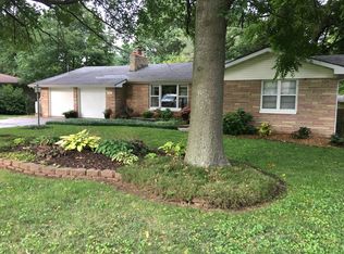 1944 S Prairie Ln, Springfield, MO 65804