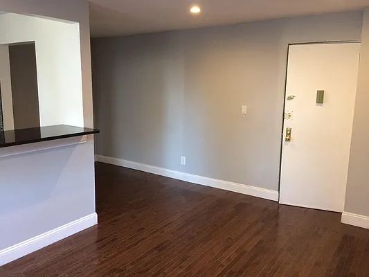 Rented by Bruma Realty LLC | media 3