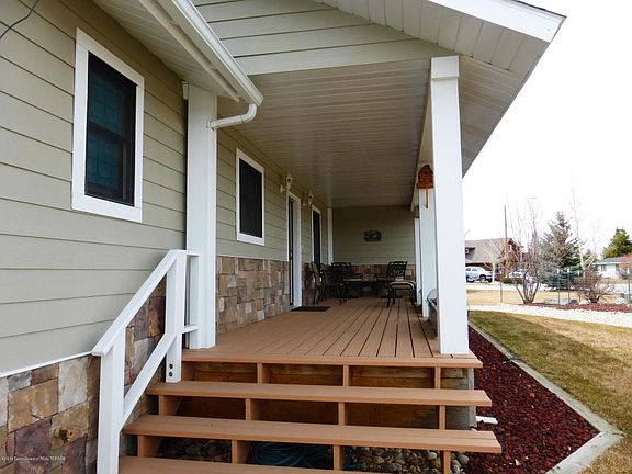 2nd image of 130 Fox Willow Dr