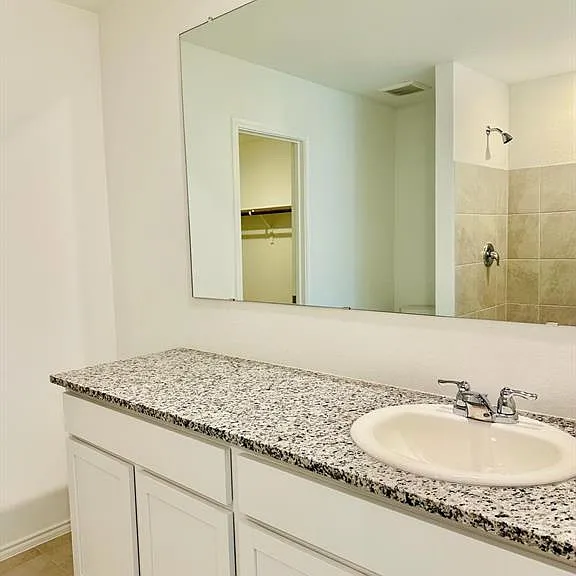 1728 Round House Ln — Photo 7