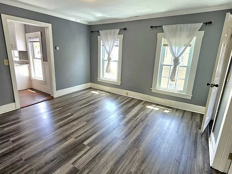 22 Beech St #B — Photo 5