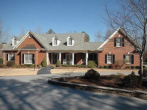 5395 Golf View Dr, Braselton, GA 30517