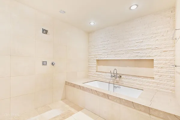 Rented by Corcoran | media 15