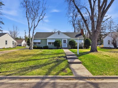 3016 Perry Ave N, Golden Valley, MN, 55422
