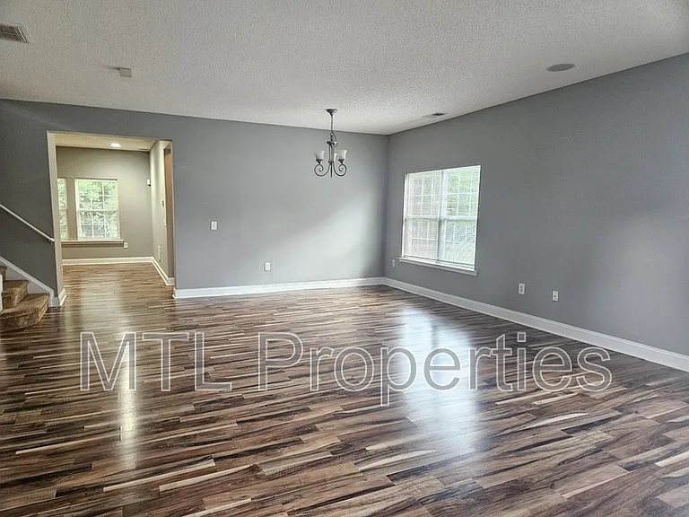 302 Nanny Point Dr — Photo 6
