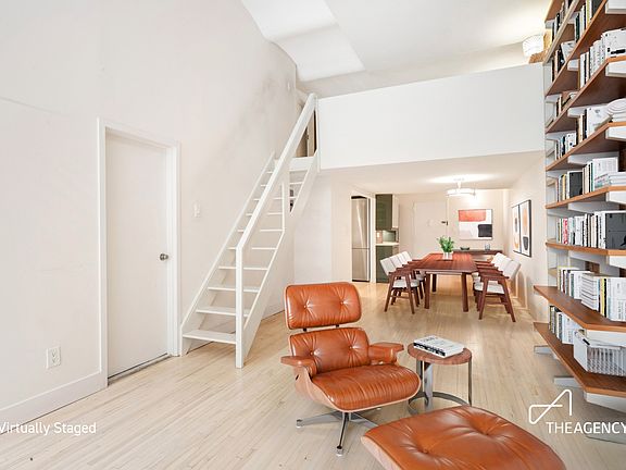 5th image of 39 E 12th St APT 207