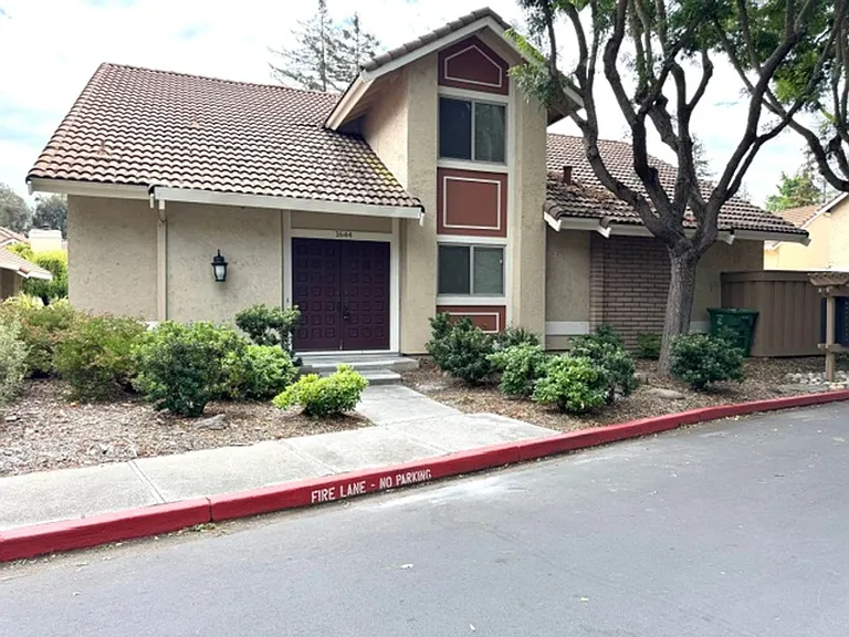1644 Candelero Ct — Photo 1