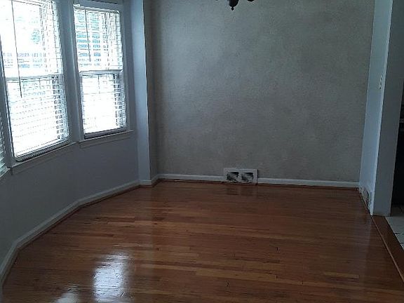 3rd image of 21033 Frazho St