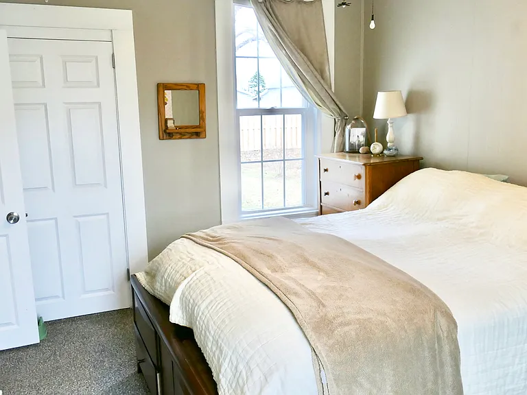 215 Wingate Rd — Photo 9