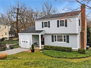 10 Steeple Top Rd, Norwalk, CT 06853