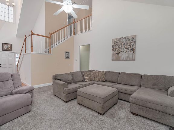4th image of 277 Castlebury Dr