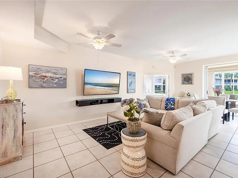 7762 Gardner Dr #102 — Photo 5
