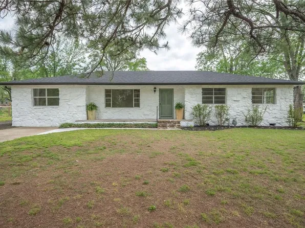 624 E 21st St, Galena, KS 66739