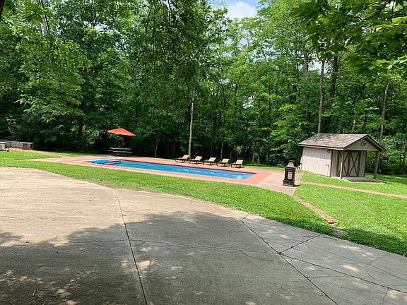4th image of 1731 Oregonia Rd