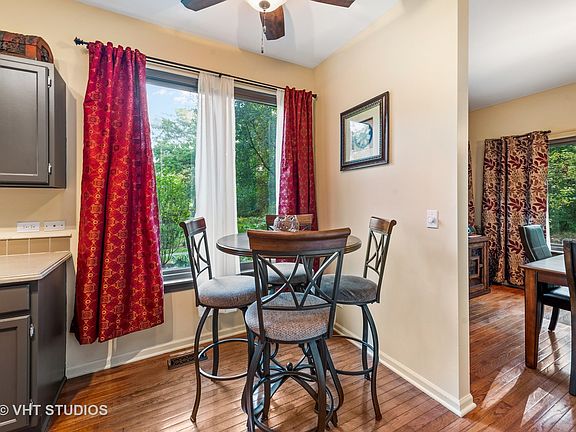 4th image of 249 N Bay Ct #1117