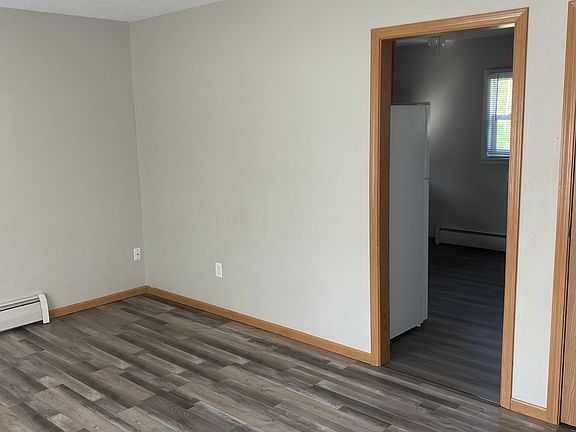 5th image of 1015 20th St N