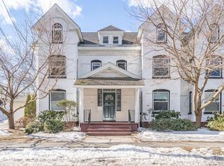 29 Lyman Rd #B, Northampton, MA 01060