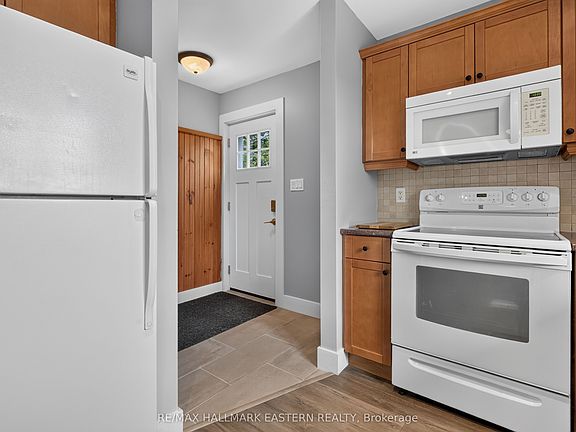 3rd image of 219 N Indian Rd E
