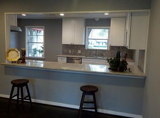 411 Llano St, Pasadena, TX 77504