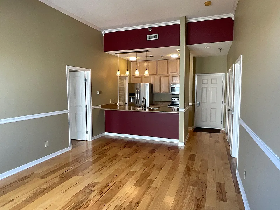 112 W Washington Blvd #1-319-1