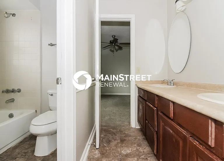 6986 Oakland Chase — Photo 15