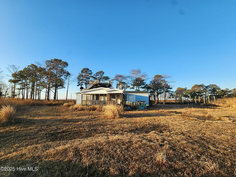 1st image of 116 Mistletoe Lane