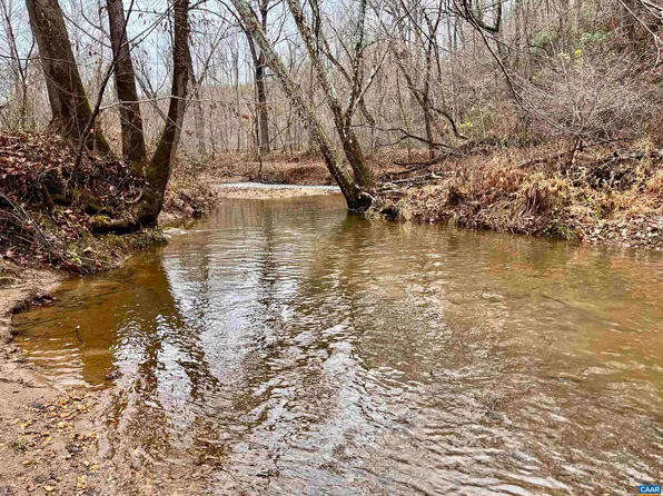 Tbd Howardsville Tpke, Schuyler, VA 22969