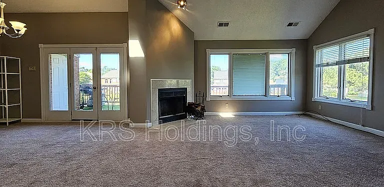 200 Mainsail Dr #200 — Photo 15