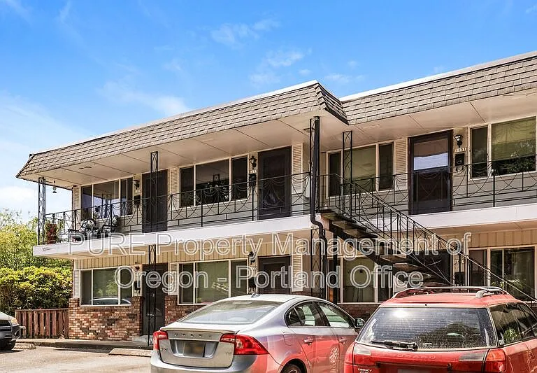 1135 SE 27th Ave — Photo 6