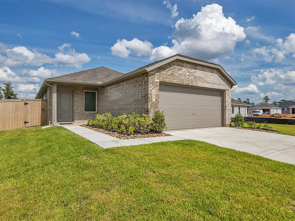 257 Farray Forest Ln