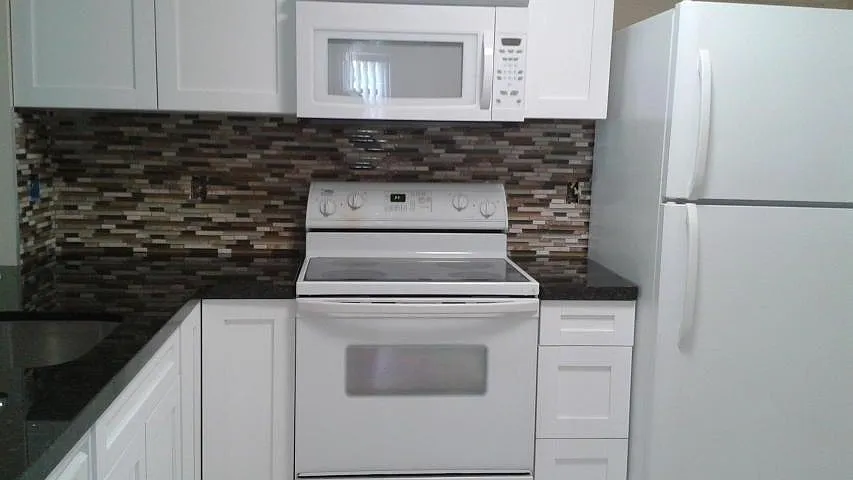 2 bed, 950 sqft, $2,450 — Photo 3