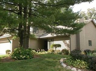 17925 Amberwood Ln, South Bend, IN 46635