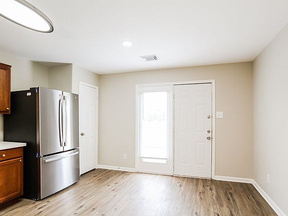 5th image of 22831 Twisting Pine Dr